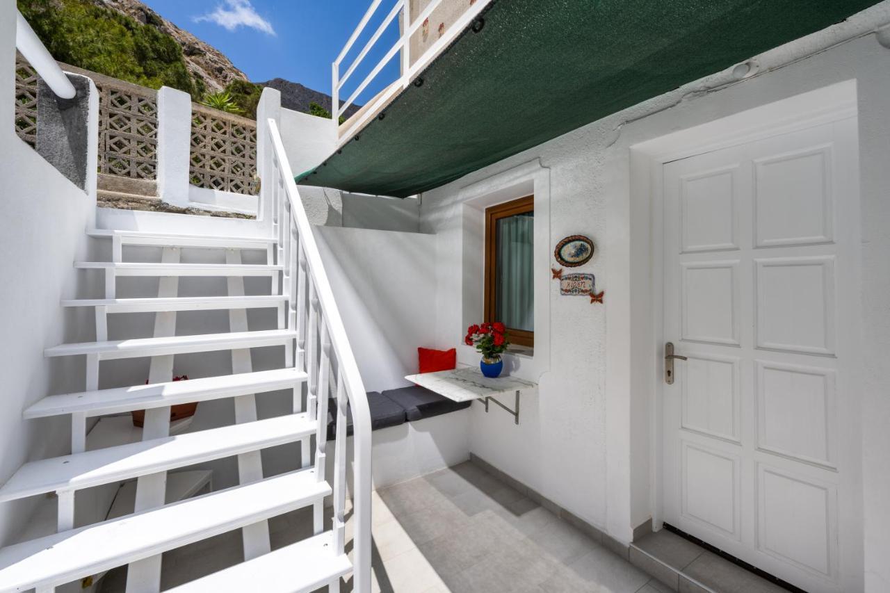 Moschatos Beach House Kamári Exteriér fotografie